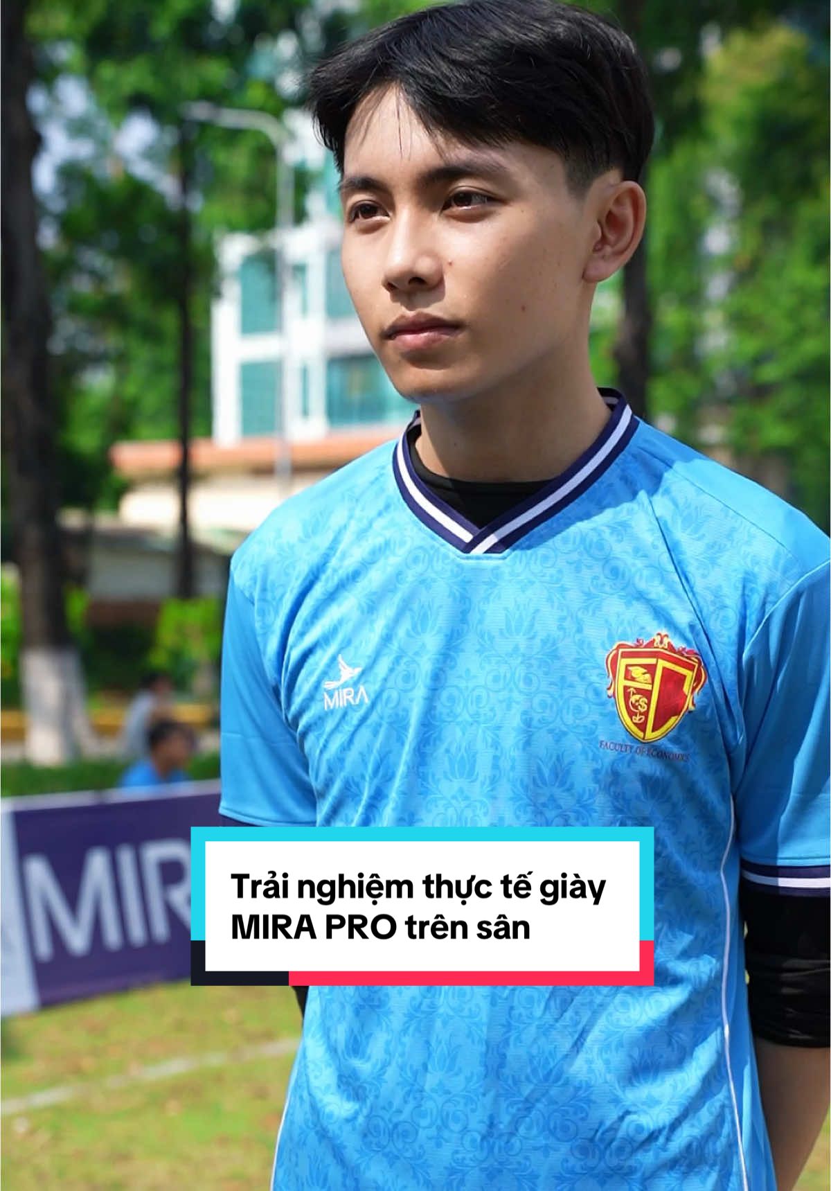 Thiết kế thời trang cá tính, đảm bảo kết cấu chất lượng để anh em có những bước chạy thật vững chãi, Mira Pro sự lựa chọn hoàn hảo cho anh em tỏa sáng trên sân cỏ. Còn chần chờ gì mà không sở hữu ngay cho mình một em ⚽️ #MiraSport #MIRAVN #football #bongda #giaybongda #footballskill  