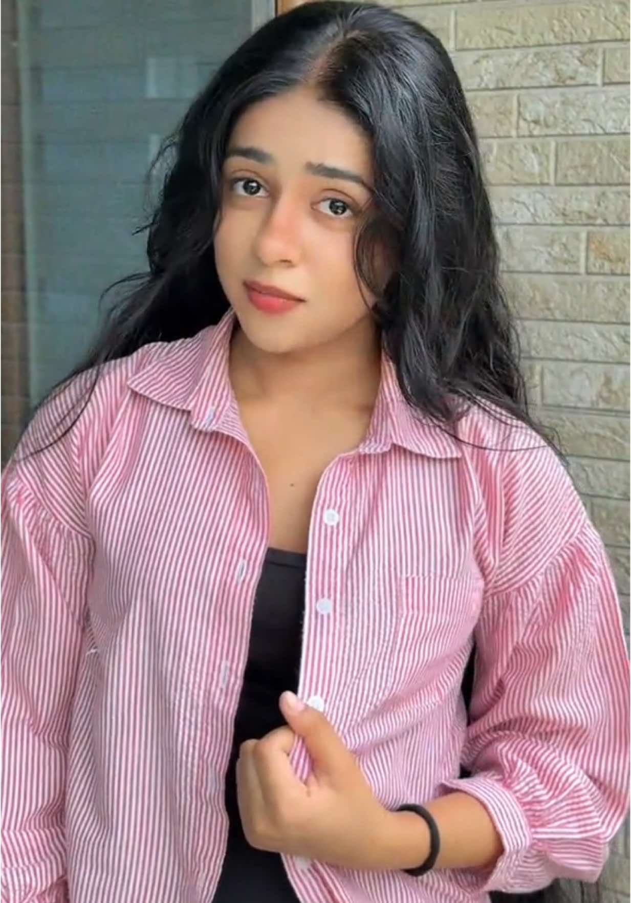 නුඹට දුන්නු ආලේ මං 🩷 #fff #Foryou #viral #fyp #Love #sashrikasemini #iskoledrama #Jodudaala 