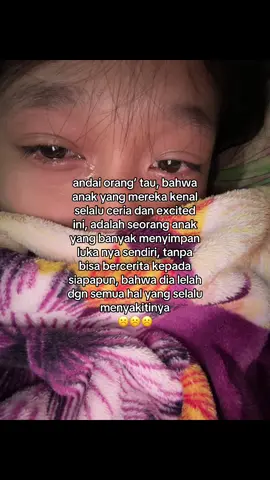please hug me☹️☹️🫂#capek #samadunia #sad #foryou #fypppppp #likee #fyyyyyyyyyyyyyyyy #xcyzba #foryoupage 