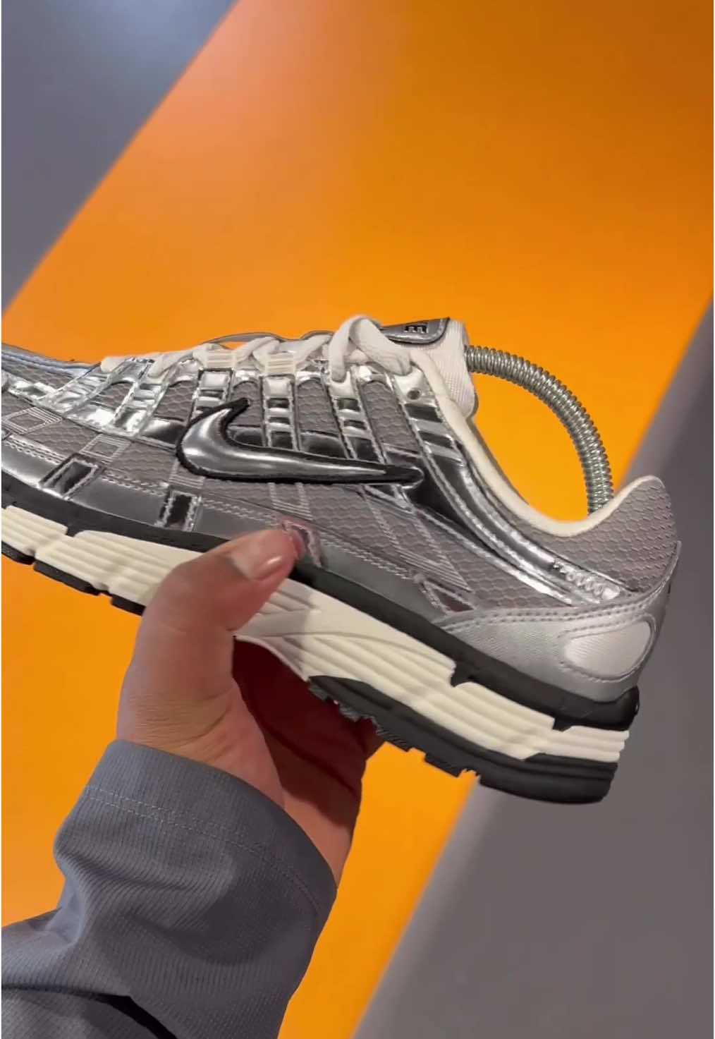 Les nouvelles paires Nike dans le magasin foot Korner Dunkerque c’est un vrai banger 😍 #nike #p6000 #p6000nike #footkorner #footkornerdunkerque #pourtoiiiiiiiiiiiiiiiii #dunkerquefrance🇨🇵 #pourtoi #calais🇫🇷 #saintomer62 #pourtoii #dunkerque 