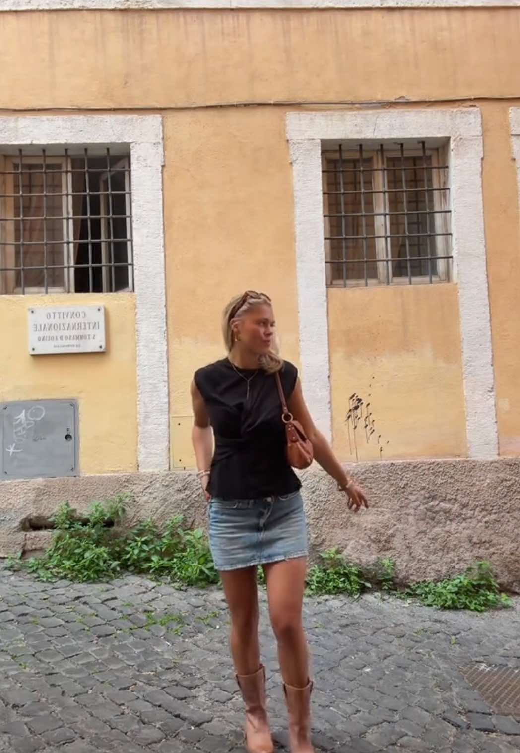 rome fit check❣️❣️❣️