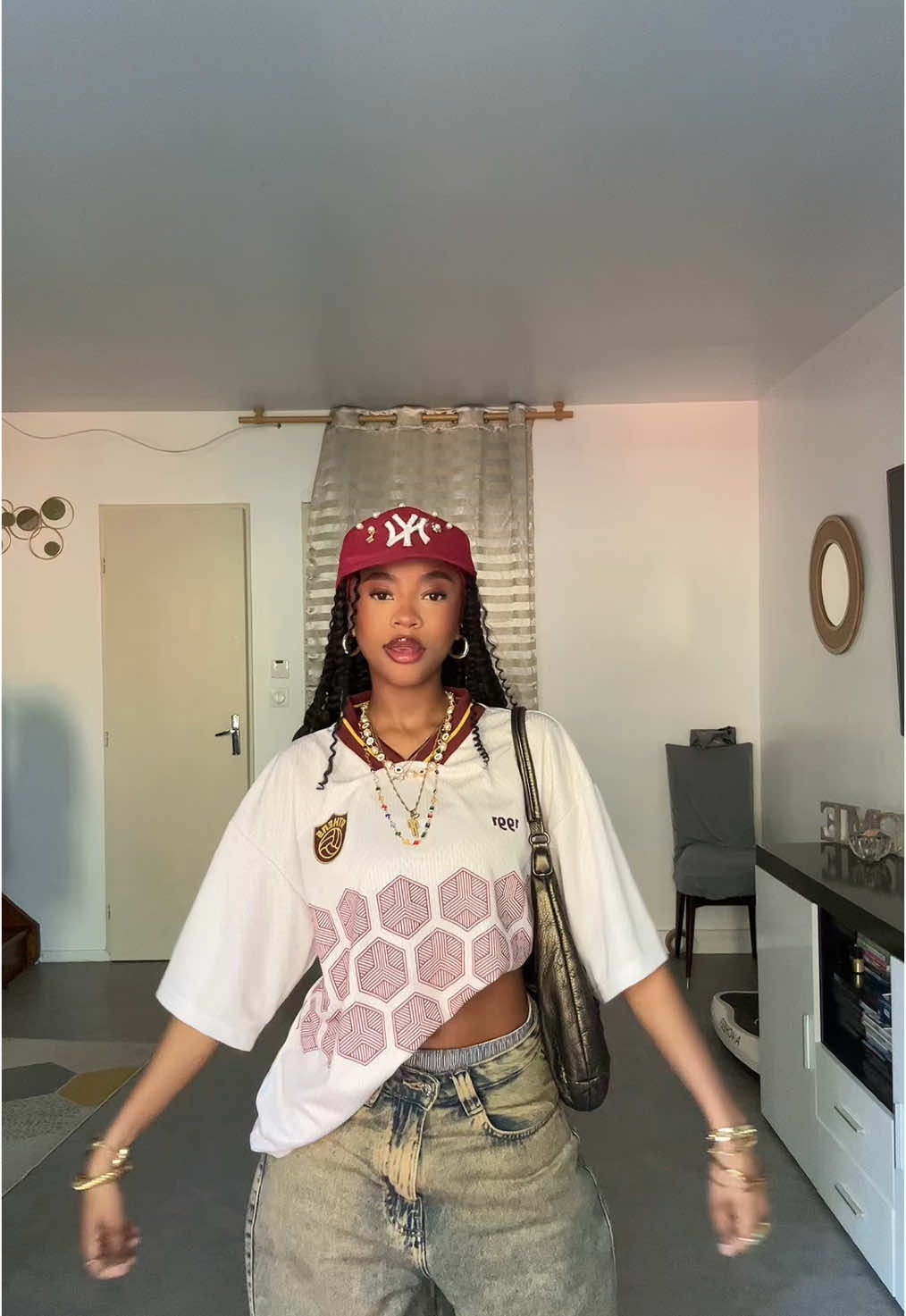 sun is out, belly too 🤭🤭 #fyp #outfitinspo #fashiontiktok 