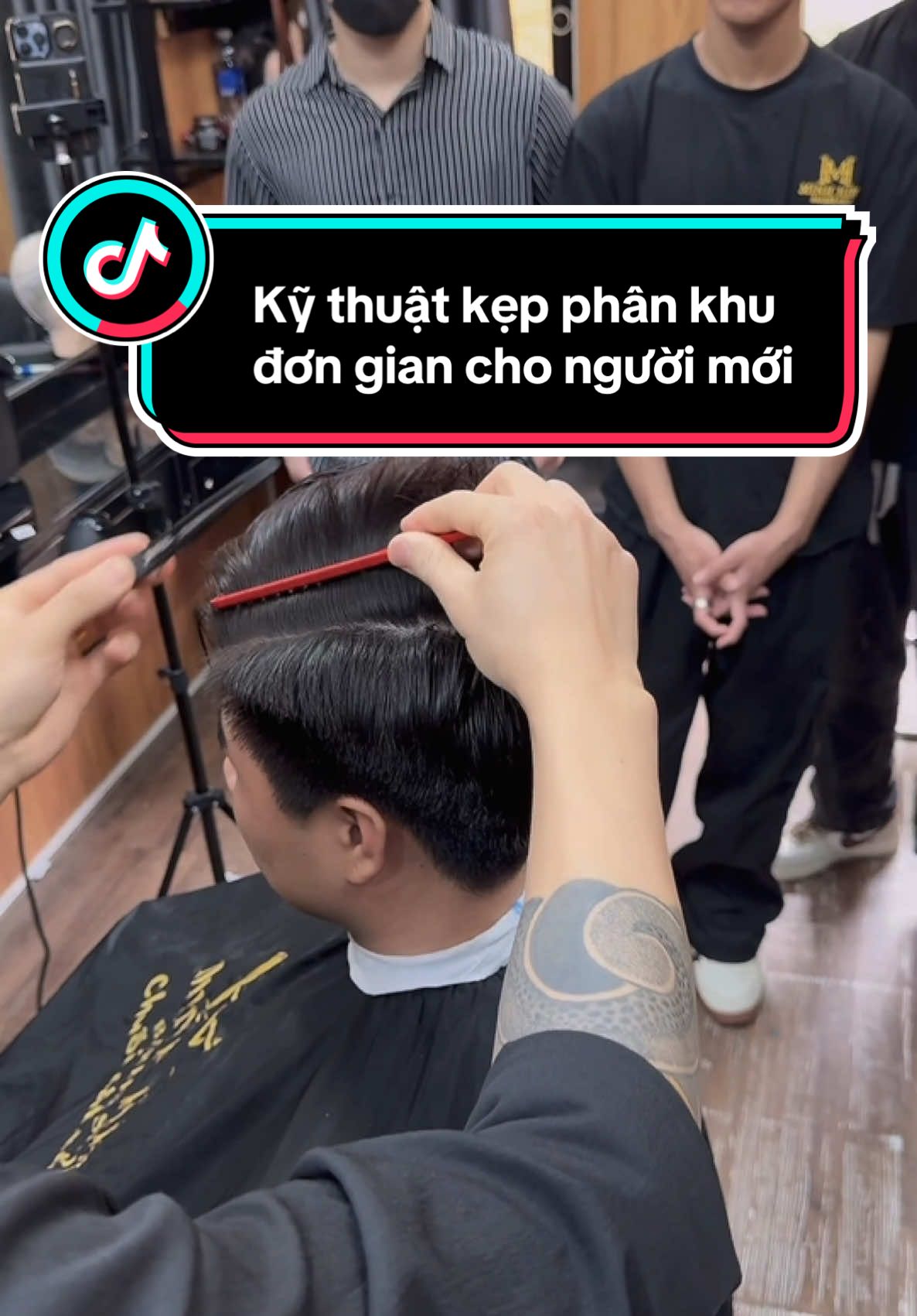 #xuhuớng Hướng dẫn kỹ thuật kẹp phân khu đơn giản cho người mới tham khảo #xaykenhtiktok #lenlopcunghieu #minhhieubarbershop 