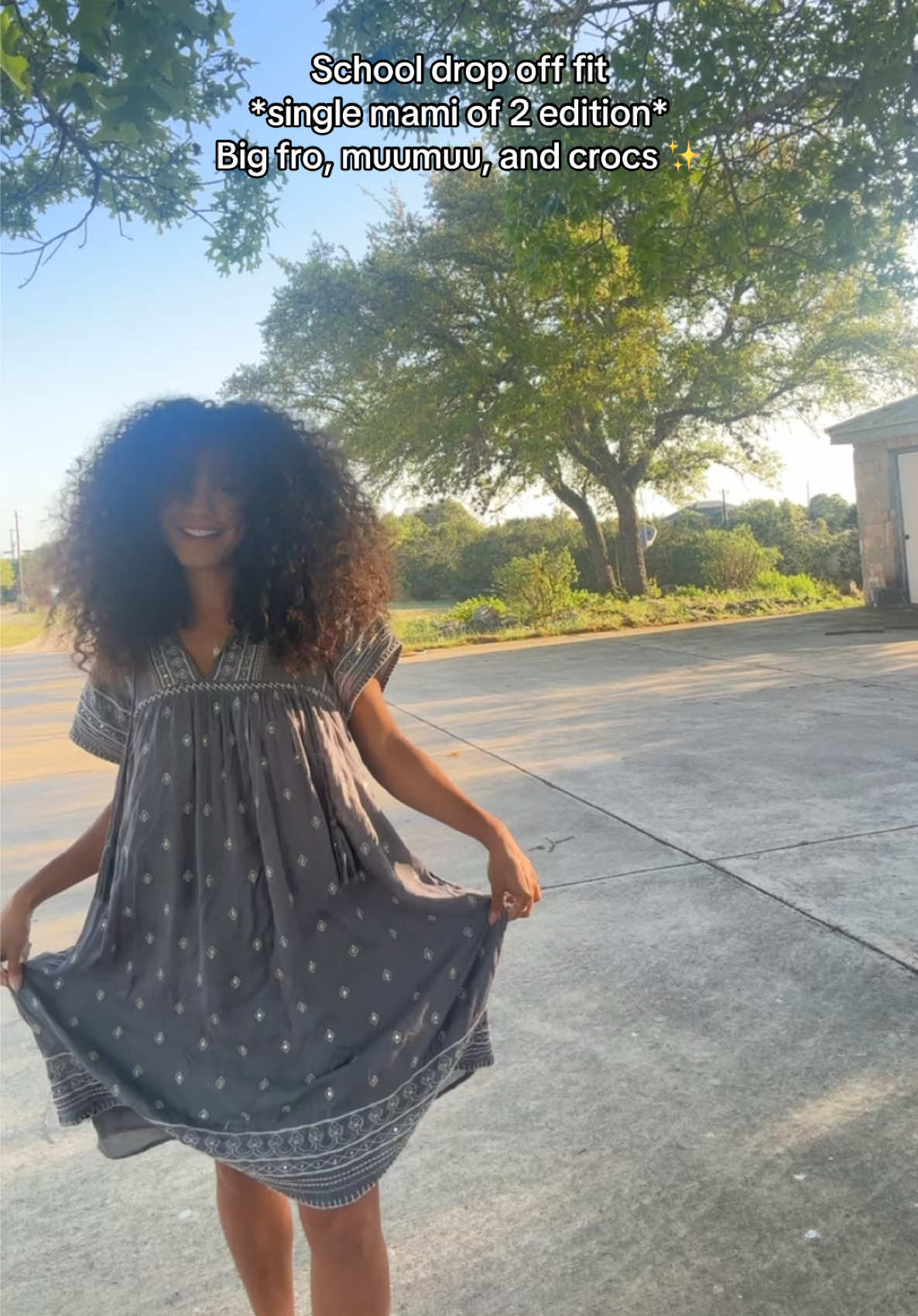My daughter said mami I want my hair to look like yours for school 😭  As for me and my house, we will embrace our natural curls.  #curls #curly #naturalhair #OOTD 