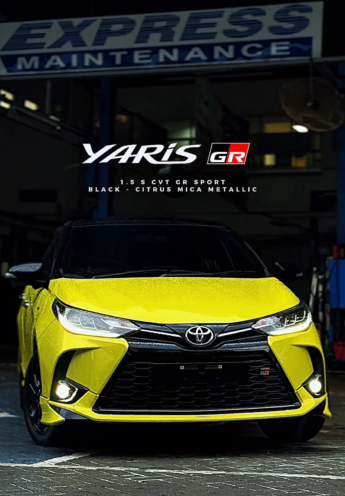Toyota Yaris Hatchback 1.5 S CVT GR Sport Bitone | Black - Citrus Mica Metallic. Hatchback Legendaris di Indonesia yang masih menjadi Top Selling Hatchback di Indonesia. Dengan Finishing Warna Signature nya yaitu Citrus kini tersedia Model BiTone menyatu dengan Black. Pemesanan Toyota Seluruh Wilayah Indonesia Hubungi : Mike - Account Executive Toyota Astra Auto2000 Surabaya Kenjeran 0812.3132.3273 #yaris #toyotayaris #yarisindonesia #yarisgr #toyotayarisclubindonesia #yarisclub 