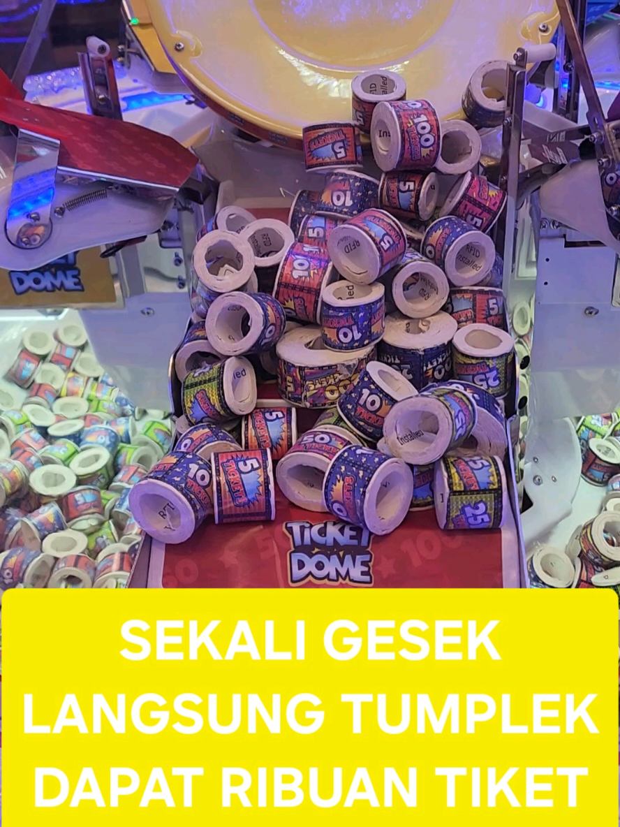 Hai Guys, jangan lupa #FOLLOW untuk tips2 bermain #ARCADEGAMES lainnya dari saya ya 🥰 Jangan lupa juga #LIKE #SAVE #REPOST and #COMMENT untuk #SHARING pengalaman kalian bermain  #ARCADEGAME 🫶 Memang #TICKETDOME ga pernah gagal buat dapetin ribuan #TIKET 🥳 Baru juga datang, duduk, sekali gesek langsung dapat #BONUSTIKET @timezone_id 💃 #TIMEZONE #ARCADE #FYP #FYPAGE #SUMMARECONMALLBEKASI #SMBWOW #SMB #fyppppppppppppppppppppppp #TIMEZONEINDONESIA 