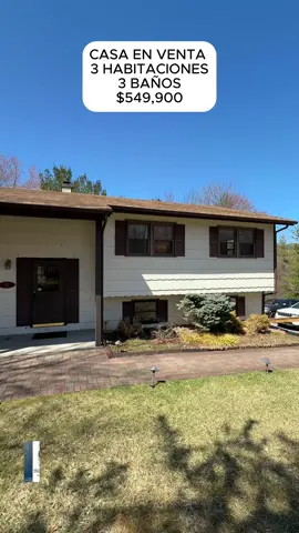 ¡Hermosa casa de 1 familia en Monroe, NY! 🏡✨ Cuenta con 3 habitaciones 🛏️, 3 baños completos 🛁 y un basement terminado con entrada independiente🚪ideal para visitas, oficina o renta adicional 💰.   Disfruta de 2,135 sqf de espacio para vivir cómodamente con tu familia ❤️ ¿Te interesa esta propiedad?  Contáctame hoy mismo. 📲 #CasaEnVenta #MonroeNY #TuNuevoHogar #RealtorNY #BasementConEntrada #InversionInteligente #CasasConJairo #HogaresQueInspiran #CompraTuCasa  #RealEstateLatino 🏠🔑🧡 #ticktock