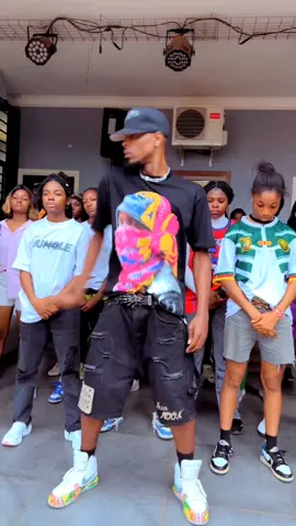 École de danse 🕺💃 by ONE PEACE venez nombreux 🤩🇨🇲 #@La_Religion_Noir🔮😎 #@leslie vanelle💙 #@am_nafiiii #@Davia_peace #@Acerfi dance Academy #@Ashley❤️ demaga❤️ #@3PEACE GOD CHILD #@BABACHIROU 🇨🇲 #@BYGA 99🇨🇲🇨🇦 🩷🖤🤍 #@claudia~sordelet🖤🥀 #@AS-TRIDE💜 #@biba_armand #@𝕮𝖍𝖎𝖈𝖆_𝕭𝖆𝖘𝖘𝖆🇨🇲 #@Cameroon Dance Academy 🇨🇲 