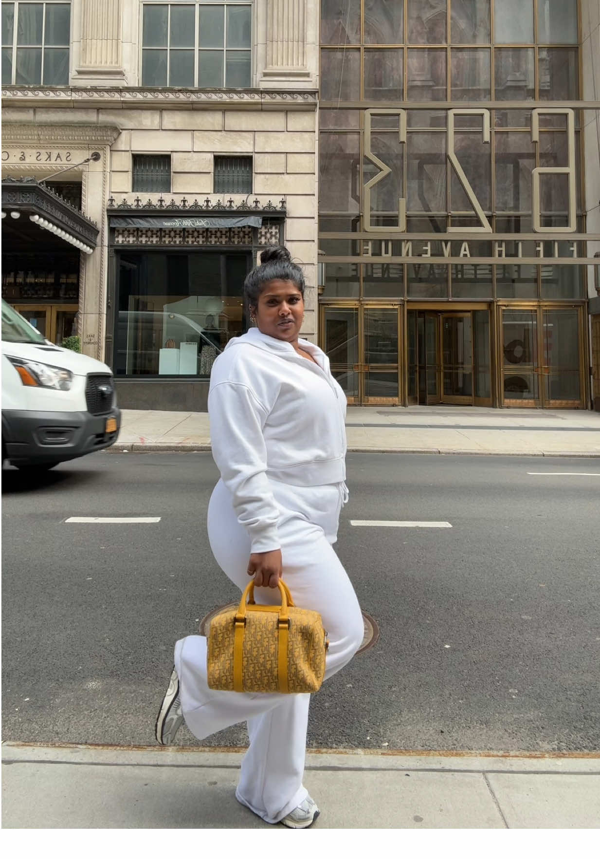 I love this @Florence By Mills Fashion set and it’s doing what she needs to for this walk #walkfitoftheday