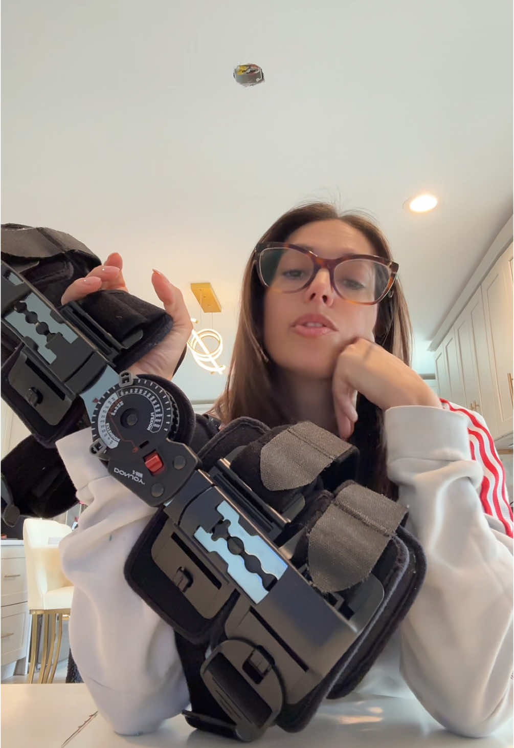 Fitting and adjusting your knee brace post surgery. Donjoy X-ROM   #aclsurgery #aclrecovery #kneeinjury #knee #donjoykneebrace 