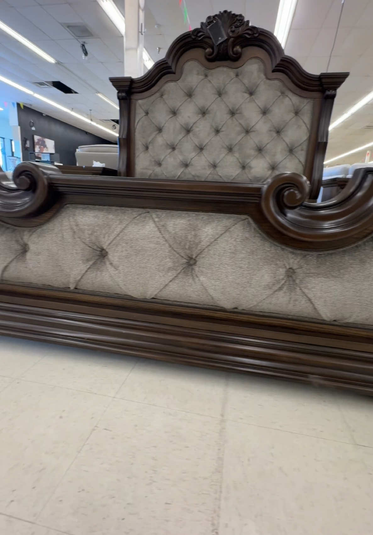 Discover the Maylee Bedroom Set – crafted from rich, heavy wood in a warm brown finish, featuring a soft cushioned headboard for ultimate comfort and style. Here at regency furniture: 1320 W Grantham St, Goldsboro, NC 27530 #goldsboro #nc #raleigh #regency_furniture #cary #americanstyle #ashley #ashleyfurniture #fyp #ArabTikTok 