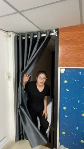 Vách ngăn giá hạt dẻ dễ tháo lắp #rem #váchngănlạnh #vách_ngăn_phòng_điều_hoà #váchngănphòng #váchngăndiđộng 