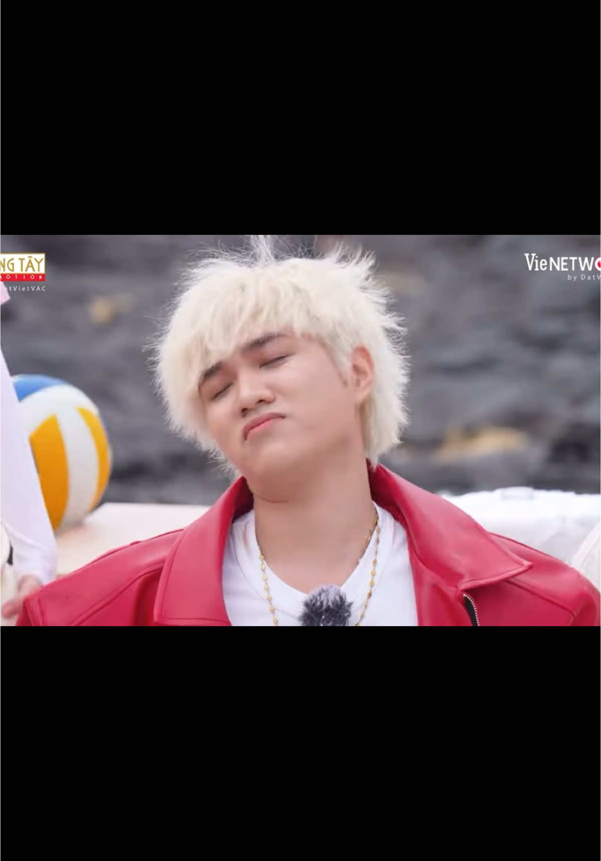 Em bé về với anh Lâm mà mảng miếng ê hề 💛 Dĩm bế Duy quá trời luôn, tạo miếng cho nhỏ thấy cưng gì đâu #CAPTAINBOY #Captain #ToDoi102 