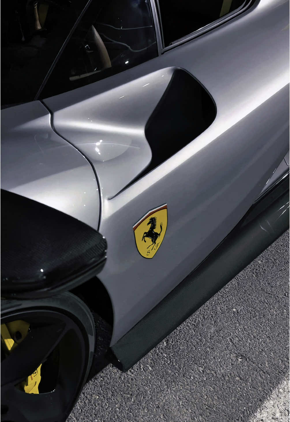 Ferrari sp3 Daytona 👽 #ferrari #ferrarisp3daytona #sp3 #dubaicars #carspotting #v12 #vlralvideo #rare #edit 