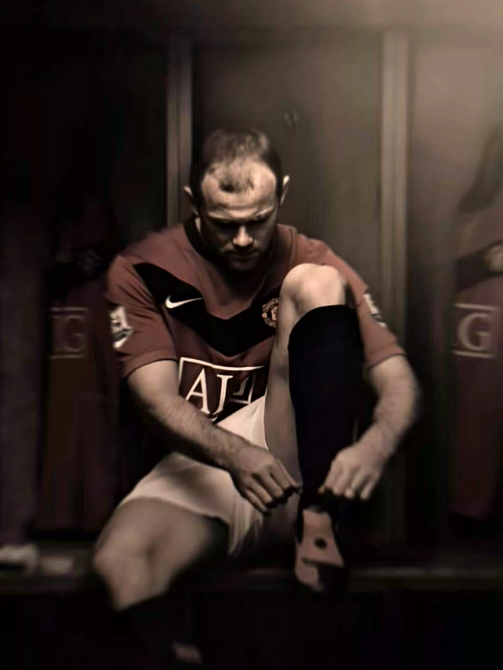 kalian siapa . .  . . . . . . #manchesterunited #mu #ggmu #rooney #waynerooney #football #edit #legend #iconc #fyppppppppppppppppppppppp #xybca #foryou #fyp 