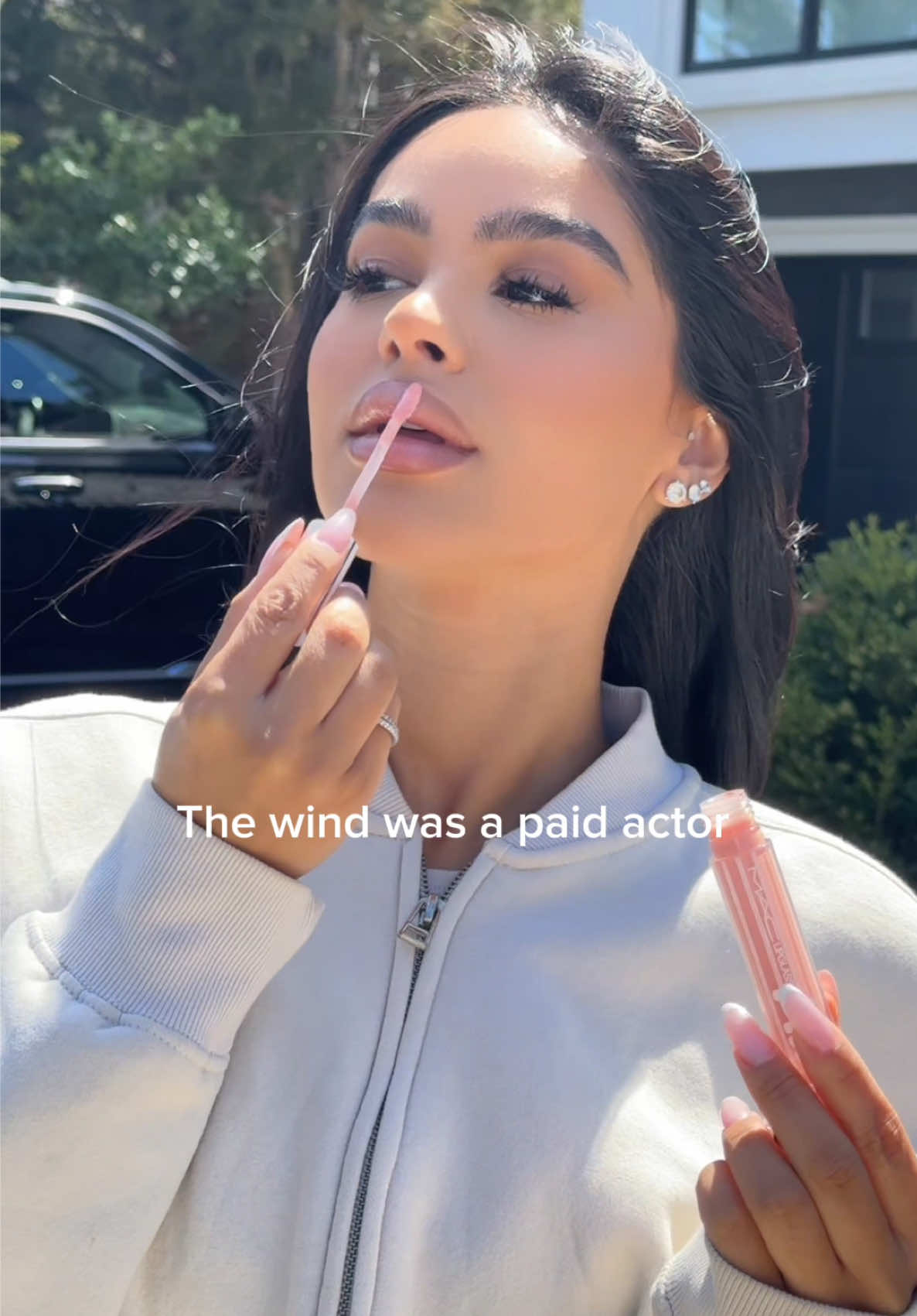 @maccosmetics lipglass air has me feeling like the main character!! I love how its not sticking to my hair. wearing shade BEHAVED💋 #maclipglassair #ultabeauty #maccrew #ad