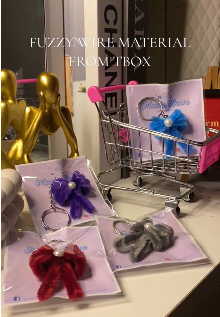 All Meterials I used Check my Basket ✔️Fuzzy Wire (29PHP Per Bundle) ✔️Plastic (3x5) ✔️Packaging (Printed Only Size 3x3 #kmp #fyp #fuzzywire #keychain  #viral #trend #business 