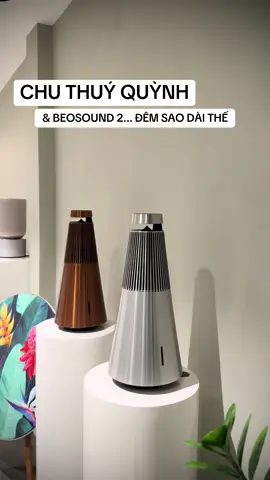 Cầm ly whisky mà sao cứ hoài niệm về mối tình đầu thời đi học, đẹp nhẹ nhàng và thuần khiết mộc mạc... #DangNguyenAudio