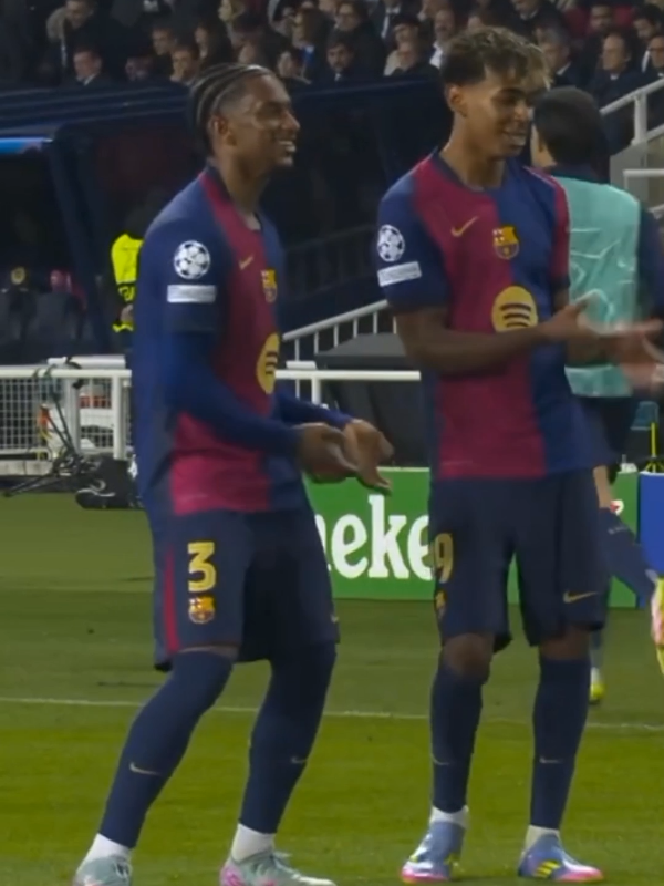 #lamineyamal #الشعب_الصيني_ماله_حل😂😂 #fcbarcelona #barcelona #creatorsearchinsights 