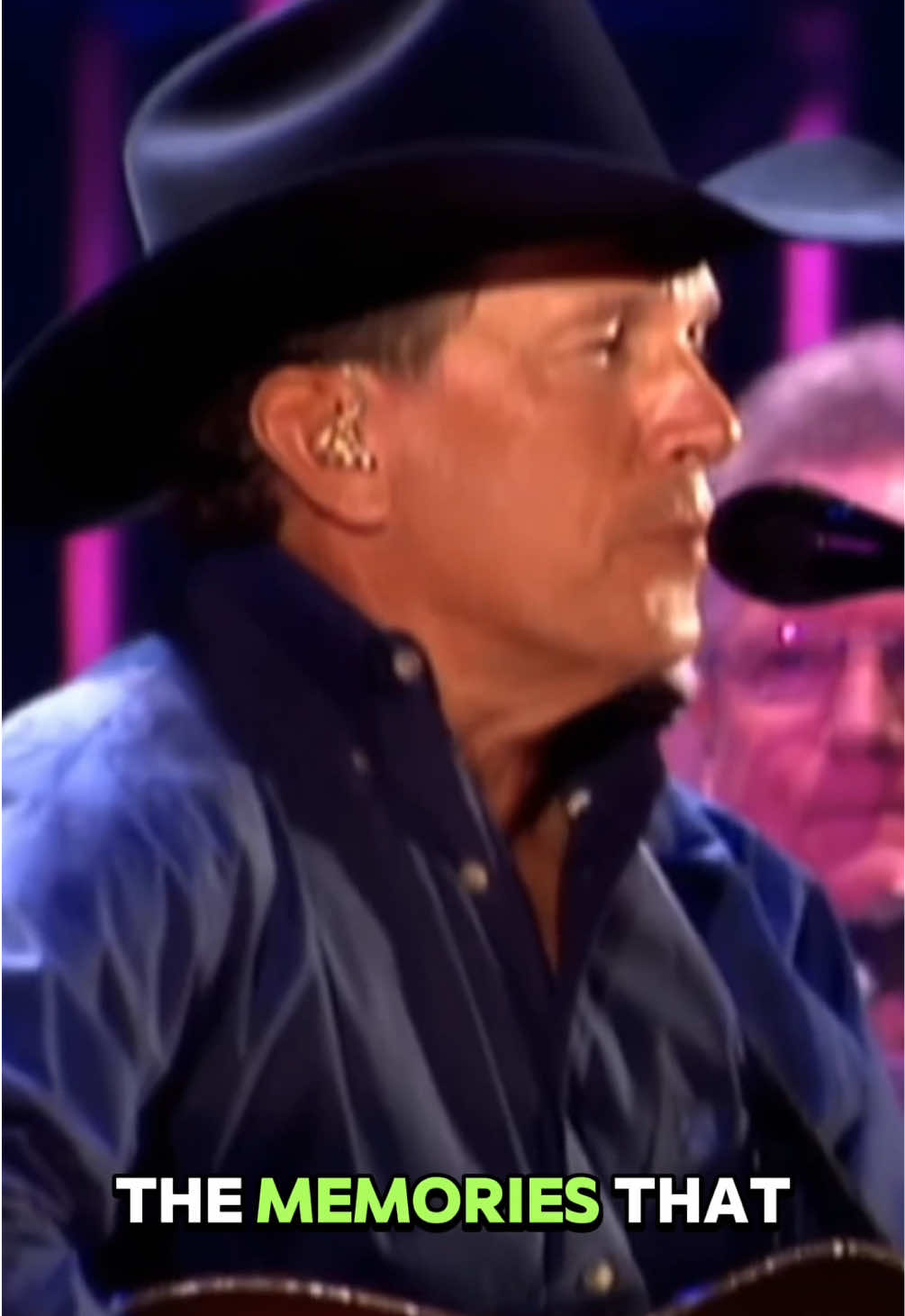 We're #LivingForTheNight with this #ThrowbackThursday! 🎶 #CountryMusic #GeorgeStrait
