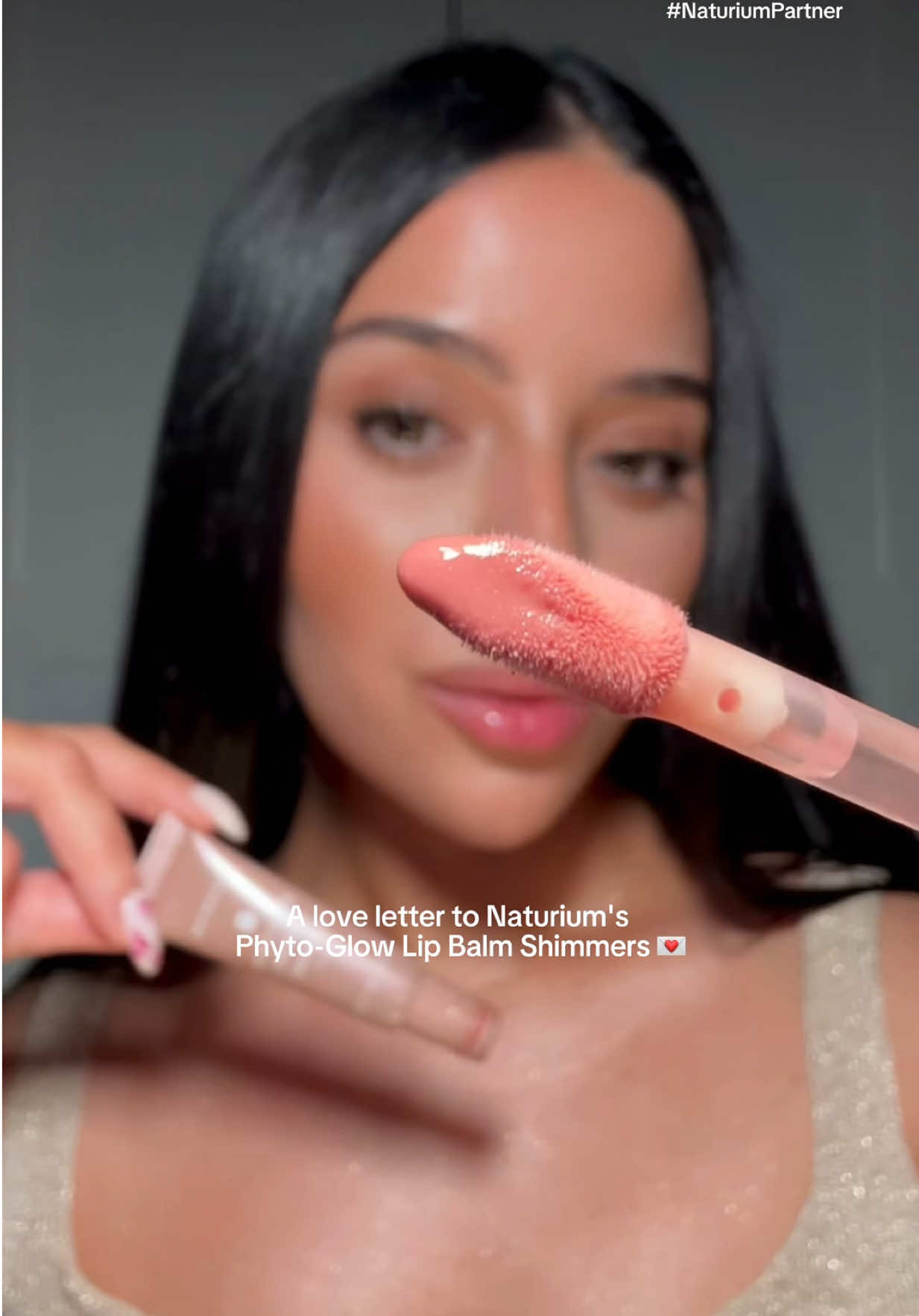 #NaturiumPartner This is not just a video, this is my love letter for the new @Naturium Phyto-Glow Lip Balm Shimmers 💌 A year ago I fell in love with their Café Collection (especially the shade Mocha) and now these have my heart ❤️‍🩹 #lipbalm #lipgloss 