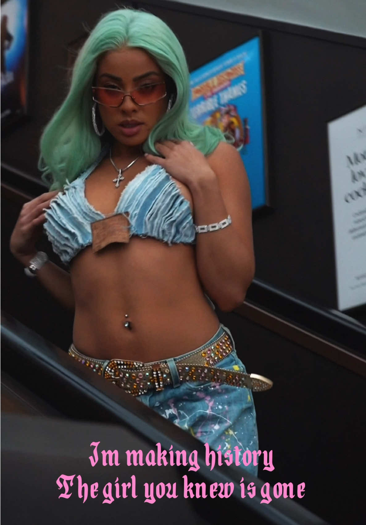 You say you miss me? But I ain’t coming back home.  #dstardivas