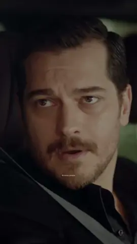 بەس سەیری سەیرکردنەکانی گورداڵ😂 #eşrefrüya #cagatayulusoy #eşsan #fyp 