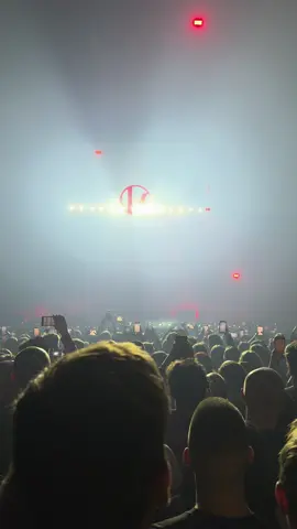 #doubt #live #twentyonepilots #21pilots #łodź #clancytour #clancy 