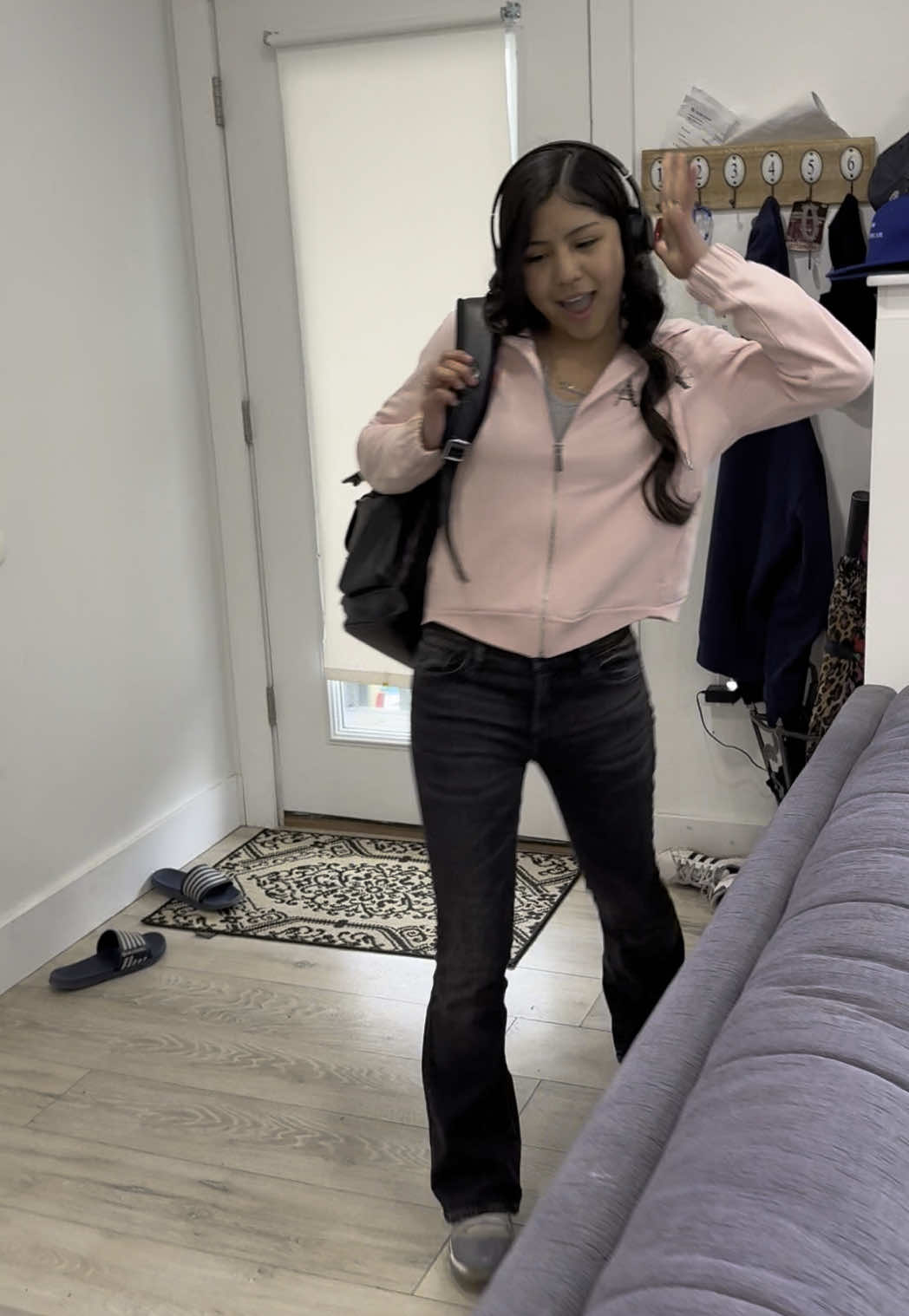 Should Kim do a hair tutorial on my page or her account???  . #fyp #foryoupage #viralvideo #tiktokviral #sisters #drama 