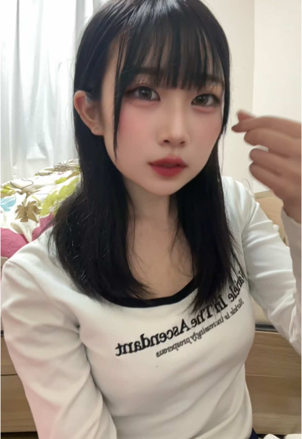 パジャマから着替えてとった！ 深夜テンションだし、メイクフィルターでごまかしてるからビジュいいときとりなおすね！ #04 #池袋コンカフェ 