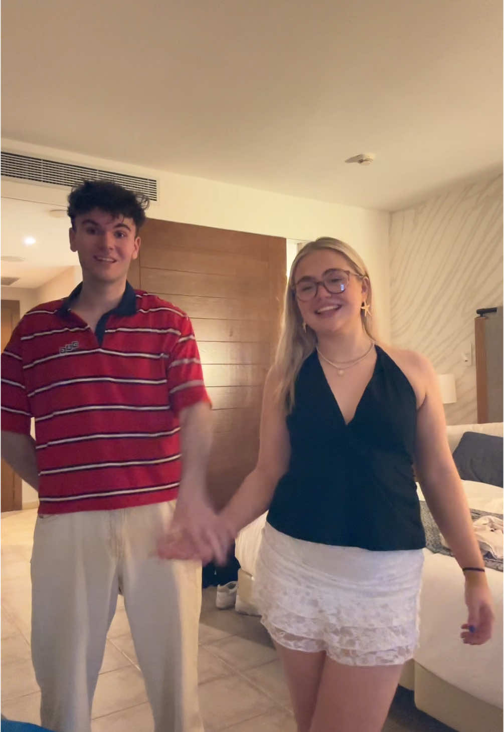 lighting Lowk doing us dirty 😍 #holiday #outfit #outfitinspo #outfitideas #fitcheck #fashion #fyp #viral #trending #Relationship 