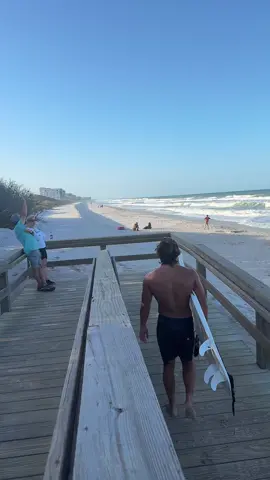 #beach #ocean #atlanticocean #satellitebeach #florida #floridalife #bestlife #sunshinestate #dailylife @Travis R @Kylie🤍 @brem9 