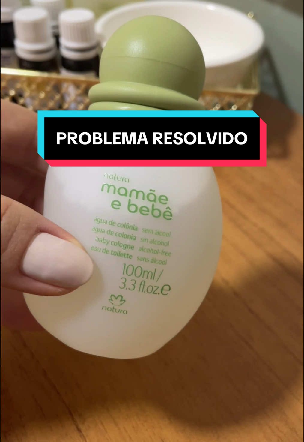 Quem ai também deixava de usar essa colônia por não ter válvula?  Alô @Natura Brasil poderia vir com a válvula para facilitar a vida da mãe não é mesmo?!?! . #maternidade #mamaebebe #naturamamaebebe #maternidadereal #gravidez #dicadematernidade #dicasdematernidade #maedemenino #maternity 