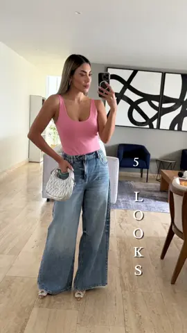 5 looks con body rosa de @KC Fashion Shop  . Amando estos 5 looks que están increíbles!!!  . #outfit #outfitinspo #outfitideas #outfitoftheday #looks #looksinspiration 