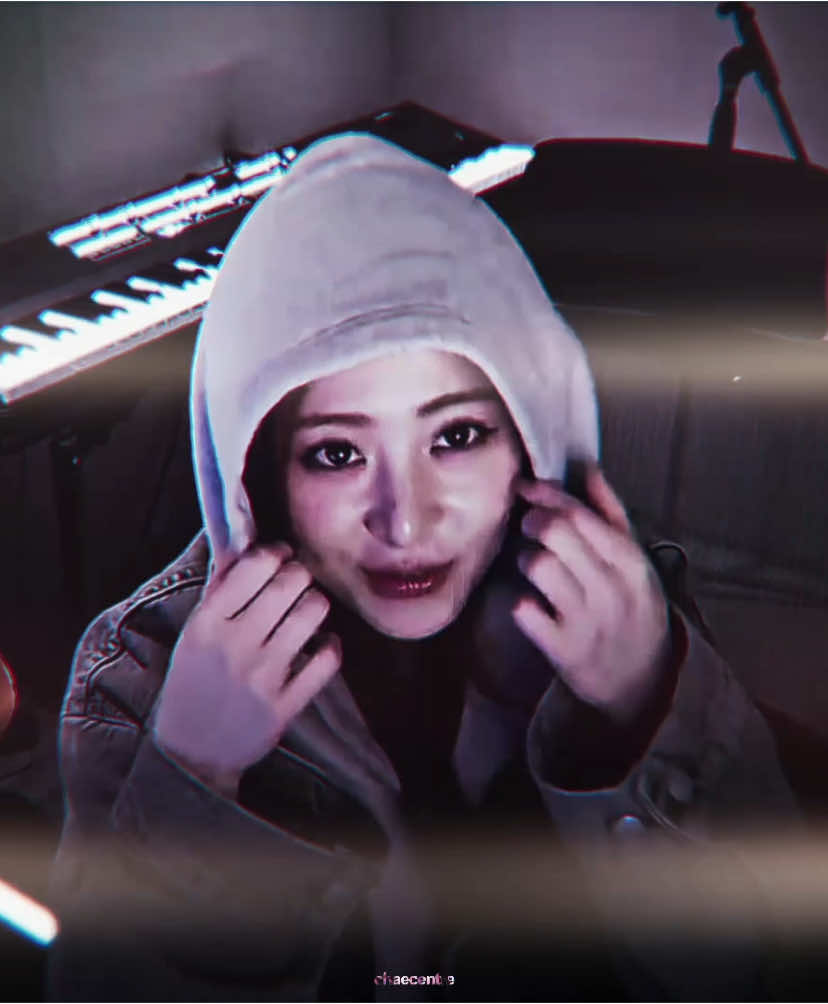 of course i had to make another soft edit since you love soft edits so much HAPPY YUNEFX DAY from your biggest fan 🩷 @yunefx | #yunjin #huhyunjin #르세라핌 #허윤진 #kpop #edit #lesserafim #le_sserafim #lesserafimedit #yunjinedit #chaecentre #le_sserafim_hot #hot #fyp 
