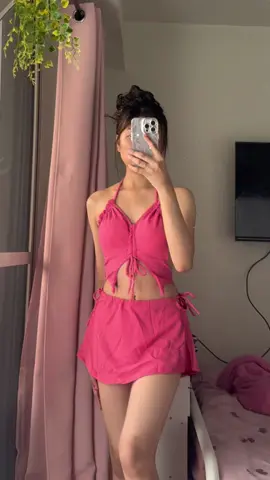 pretty in pink 💕🎀 #fyp #summeroutfit #beachoutfit #conservativebeachoutfits #fashion 