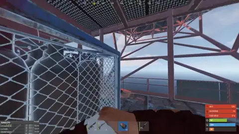 RUST- SOLO CRAZY
