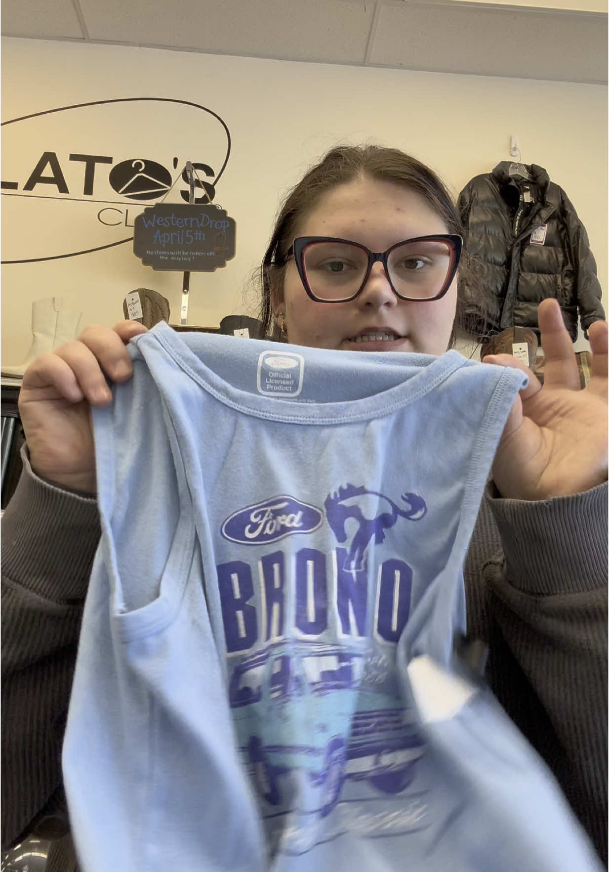 We love showing you all the buys that come in! Comment if you enjoy these videos.  #platoscloset #tagwithme #cashforclothes #platoscloseteuless #fyp 