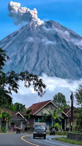 Semeru di pagi hari#sorotan #pengikut #fypシ゚viral 