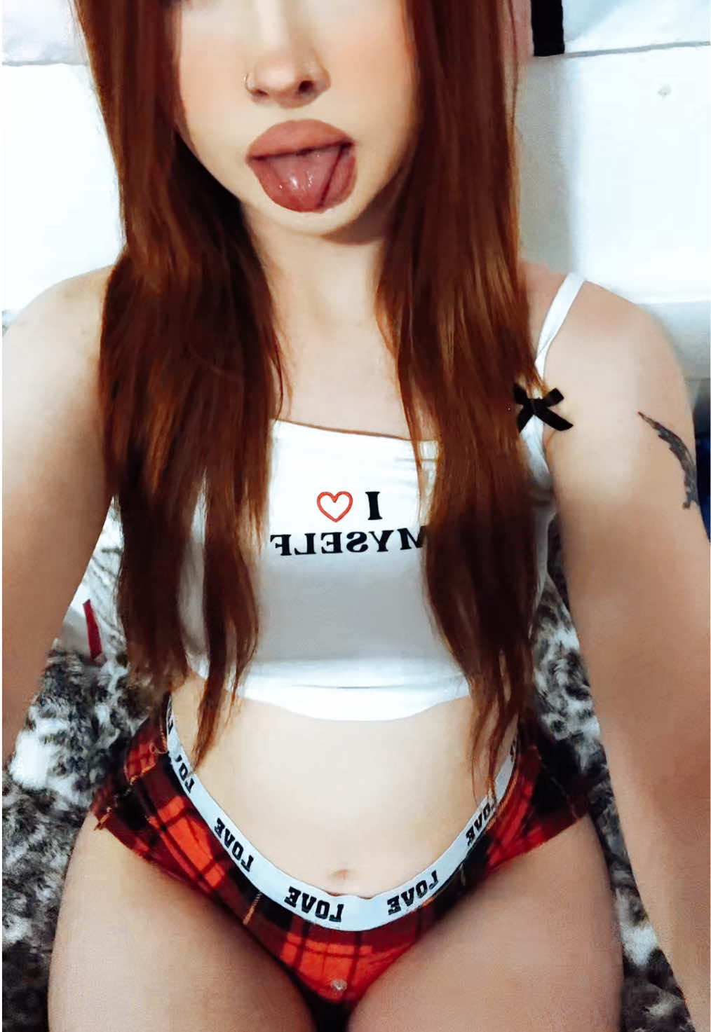 why do i look like that when cross eyed 🙁 #clearingdrafts #draftdump 