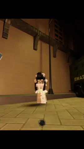 @dynmk 🤭 #fypシ゚ #fypp #robloxfypシ #robloxavatar #evade #evadefyp #robloxr6 