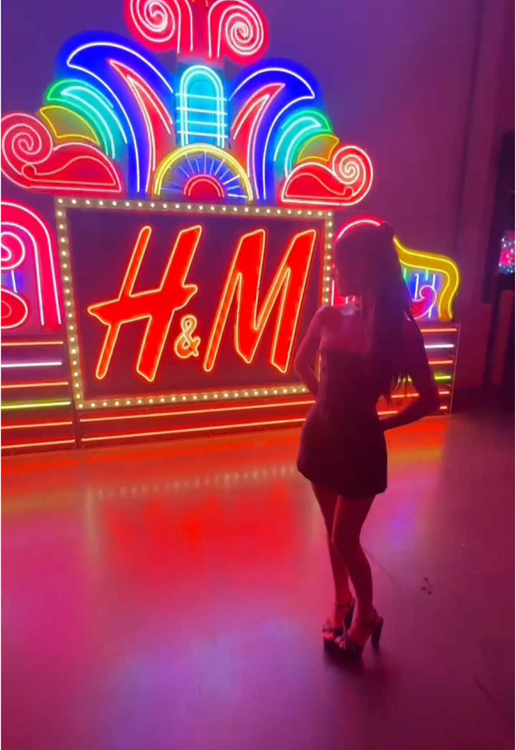 la nights with @H&M #hm #ad 🪩