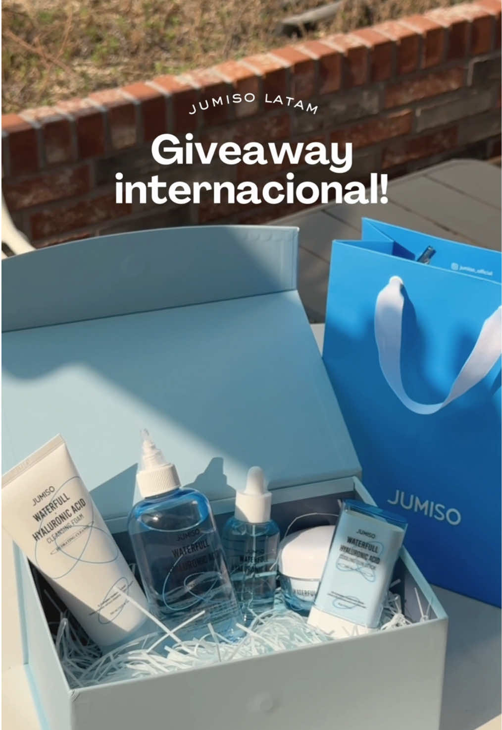 🚨 ¡GIVEAWAY INTERNACIONAL! 🌎 ¿Listos para un boost de hidratación global? Sorteamos un set súper completo de nuestra línea Waterfull de Ácido Hialurónico para que tu piel tenga su momento más jugoso del año 🫦 Serán 5 los ganadores, ¿y qué se pueden ganar? - Waterfull Cleanser 🧼 - Waterfull Toner 💦 - Waterfull Serum ✨ - Waterfull Cream 🧴 - Waterfull Cooling Sunstick ☀️ Sí, toooodo el glow Waterfull, directo a tu rutina. ¿Cómo participar? 1. Sigue a @jumiso_latam 2. Dale like a este post 3. Comenta de qué país eres y etiqueta a tus besties glow lovers 😘 📆 Abierto del 10 al 17 de abril ‼️ #JUMISO_latam #Waterfull #SkincareLovers #LATAM #kbeauty #JUMISO