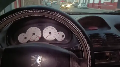 Peugeot 206 no da marcha y no prende tablero, falla y solución 