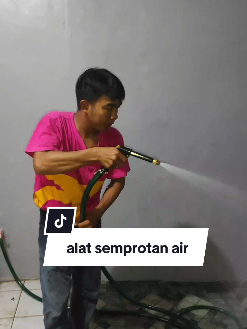 jadi rajin nyuci motor #semprotanair #semprotan #semprotantanaman #semprotancucimobil #fyp 