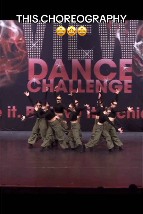 University of Toronto Dance Team hiphop #choreography #groupdance #danceteam #contemporarydance #contemporarydancer #contemporary #dancecompetition #fyp #foryou #viral 