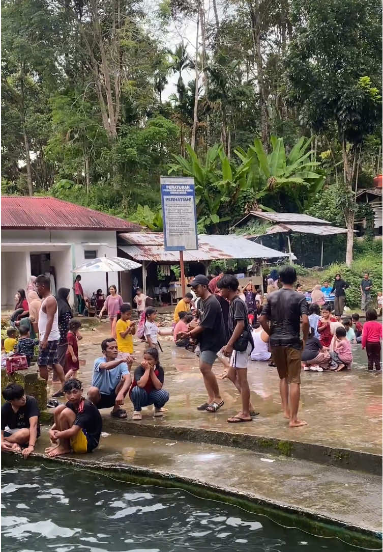 Cari tambahan buat pulang tapi karena tidak sesuai SOP kami di kejar satpam setempat
