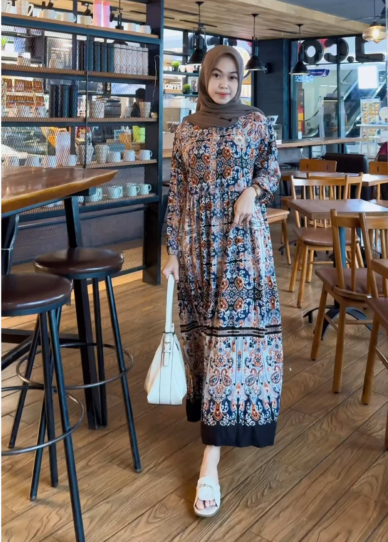 Arsy midi dress motif batira bw cantik poll 🛒🔥 #fypツviral #outfitideas #viraltiktok 