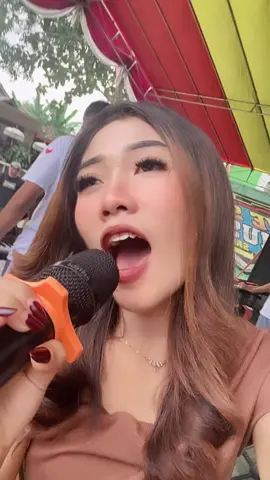 Cwanduu cil 😂 #fyppppppppppppppppppppppp #biduandangdut #bloramustika #suratan #ojingjepara #fy #penyanyi #trend 