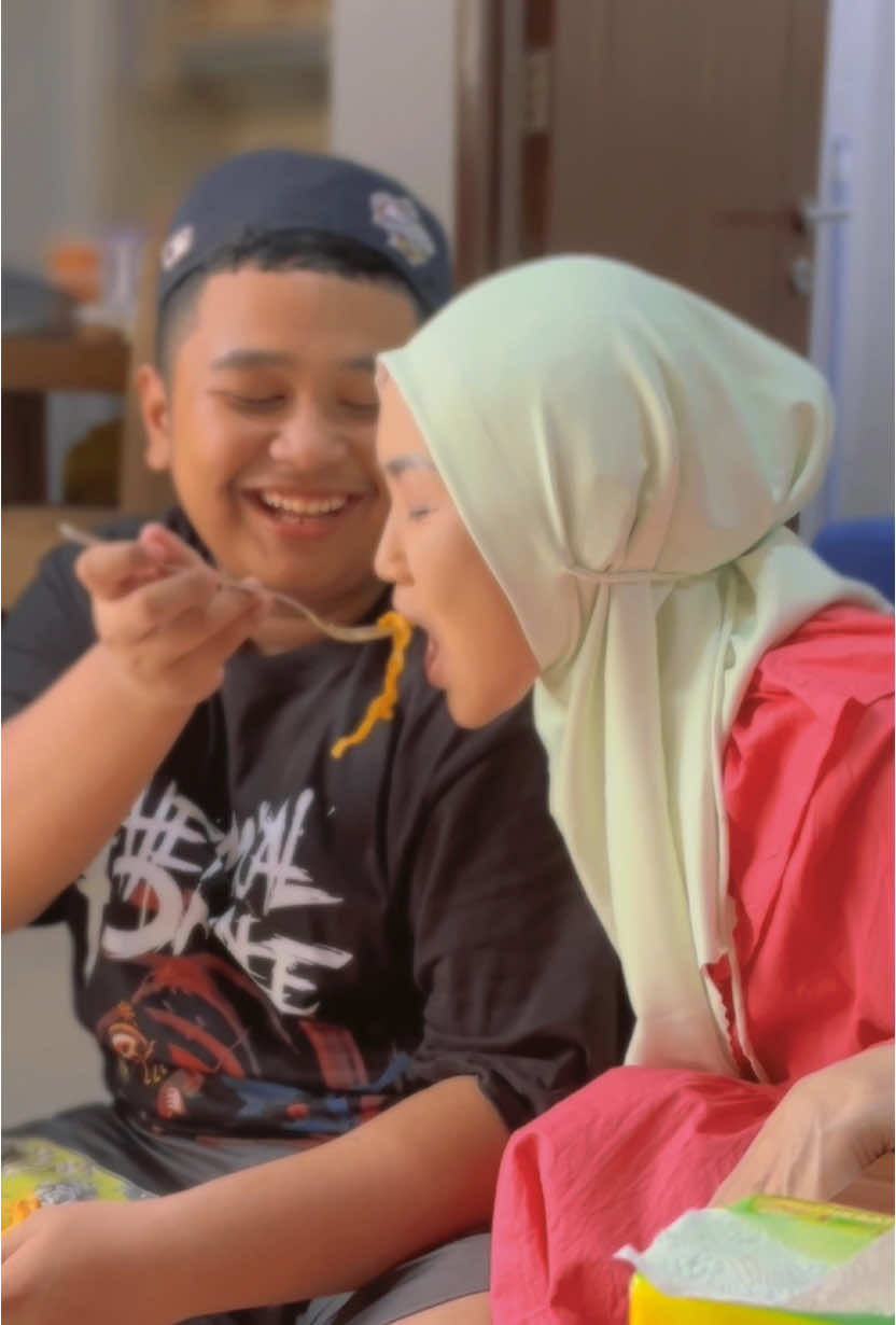 Etdhan shiyah gema nya minta juga meni hese 😂